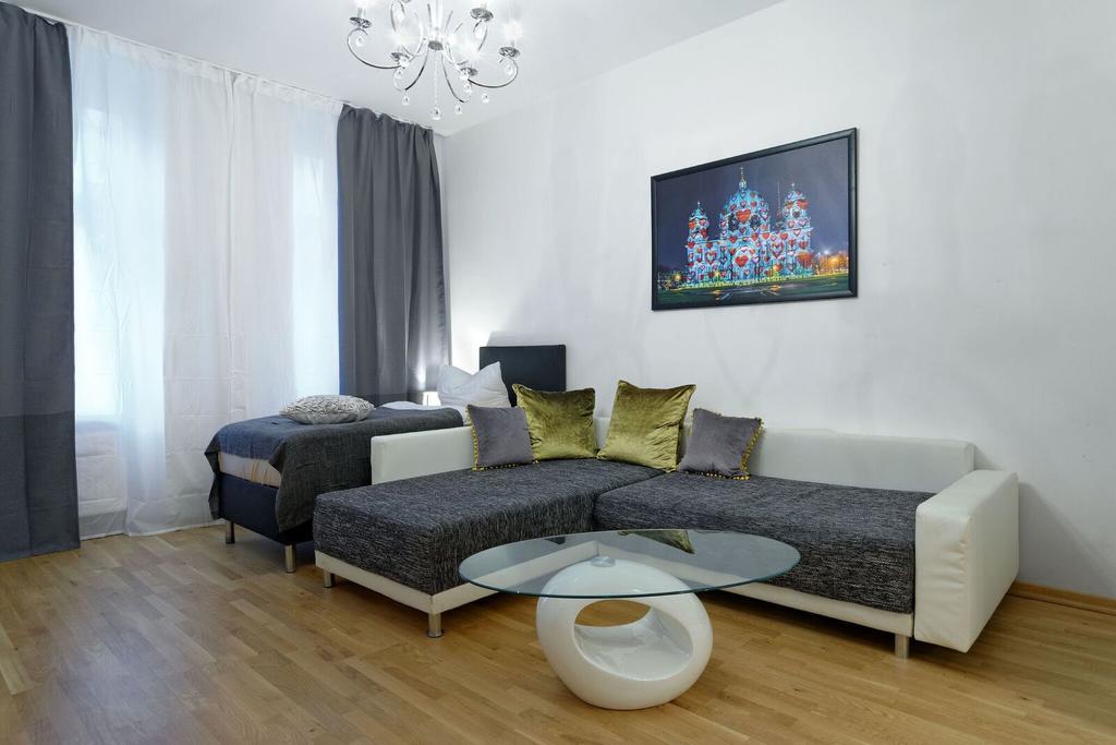 Grand Central Mitte Apartment Berlin Exterior photo